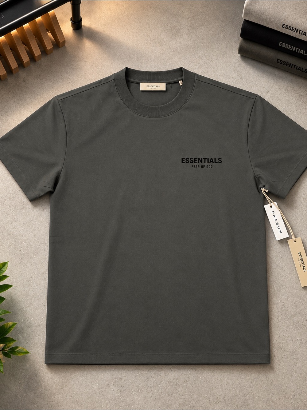 ESSENTIALS Fear of God Stretch Limo Black Logo Tee